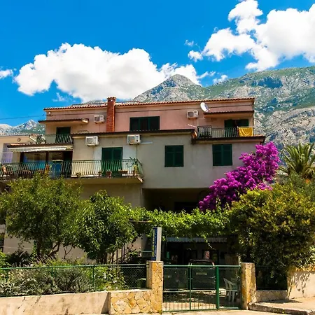 Lägenhet Tonka Makarska